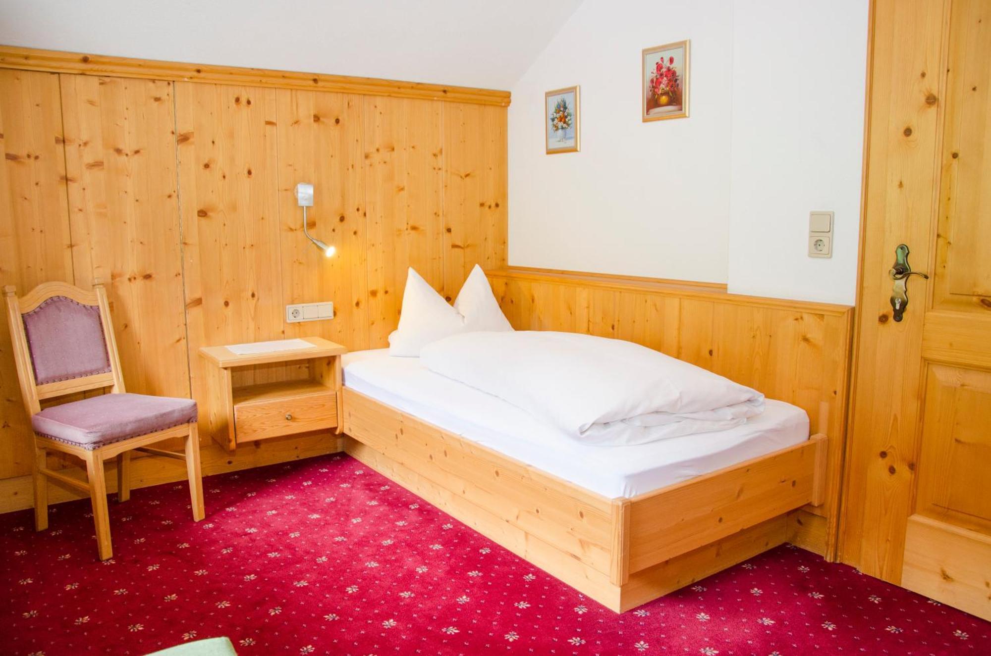 Hotel Garni Alpenblick Ischgl Exterior foto